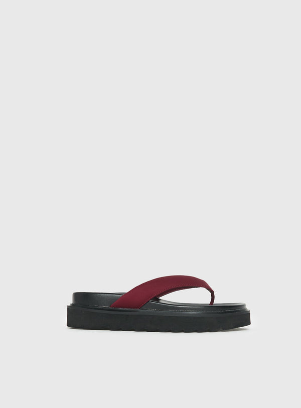 Therapy Vacay Thong Baleríny